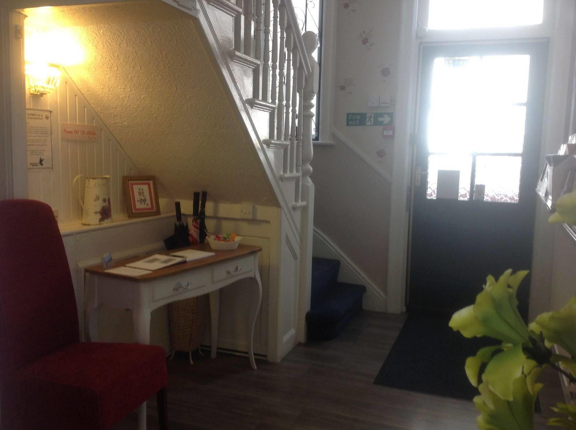 Cleasewood Guest House Γκρέιτ Γιάρμουθ Εξωτερικό φωτογραφία